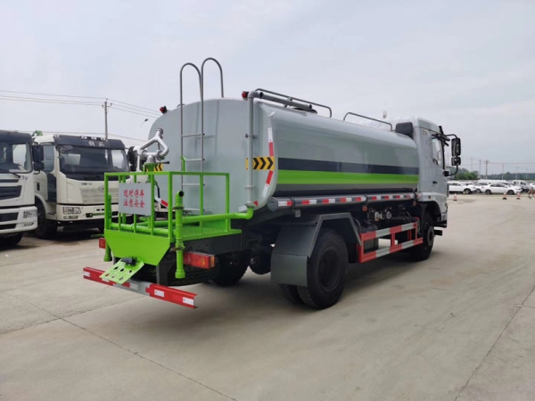 東風(fēng)華神12噸多功能灑水車