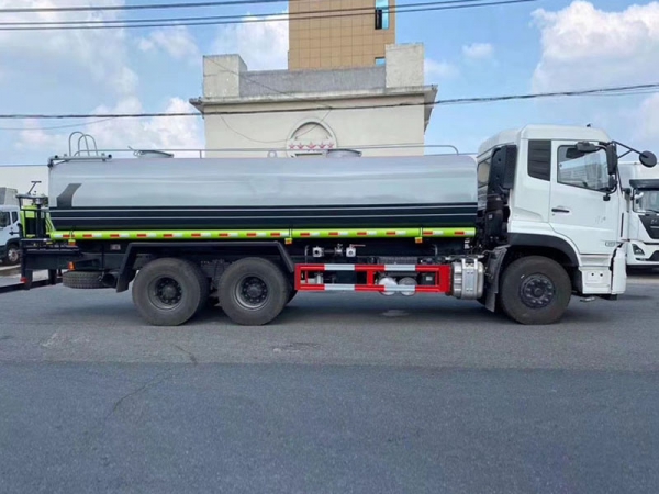 東風(fēng)天龍18-20方灑水車