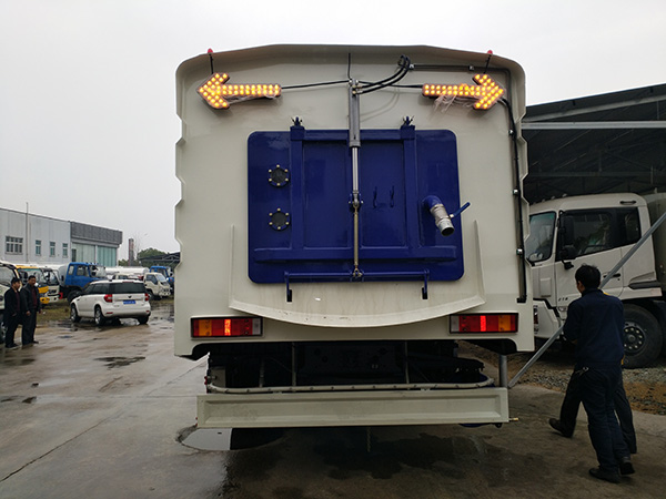 東風(fēng)天龍洗掃車(國(guó)V)