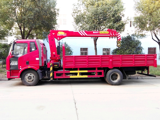 解放J6單橋8噸隨車吊