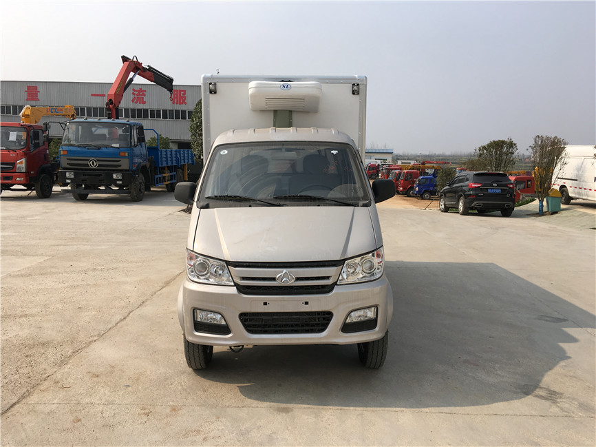 長(zhǎng)安跨越迷你小王子后雙輪 3米冷藏車(chē)