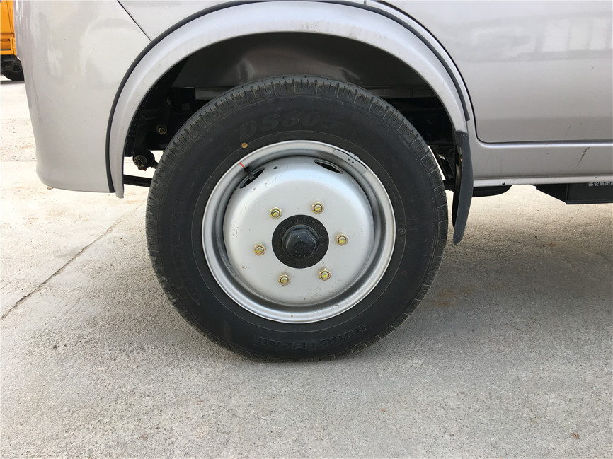 長(zhǎng)安跨越迷你小王子后雙輪 3米冷藏車(chē)