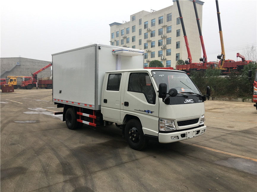 江鈴順達(dá)雙排 3.2米冷藏車(chē)