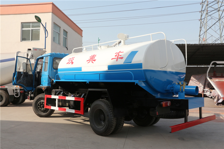 東風(fēng)145國(guó)五8方吸糞車(chē)