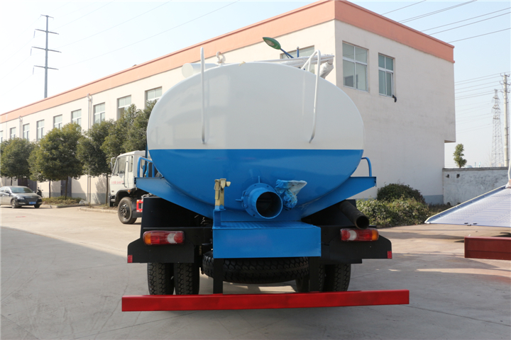 東風(fēng)145國(guó)五8方吸糞車(chē)