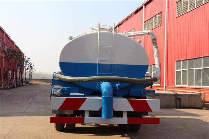 東風(fēng)145國(guó)五10方吸糞車(chē)