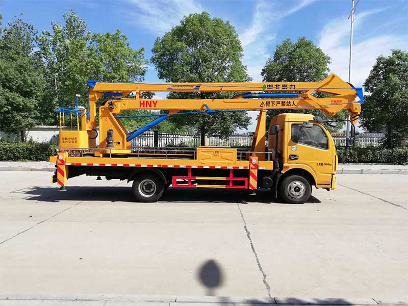 東風單排18米高空作業(yè)車