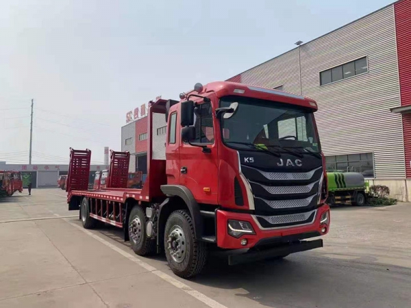 【國六】江淮K5小三軸挖機(jī)平板車