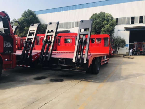 【國(guó)六】解放J6單橋平板車(chē)