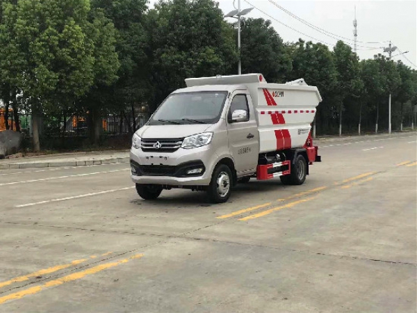 長(zhǎng)安國(guó)六3.5方無(wú)泄漏后掛桶壓縮垃圾車