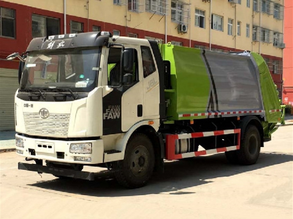 解放J6國(guó)六12方壓縮式垃圾車