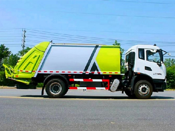 東風(fēng)天錦國六新款12方壓縮式垃圾車