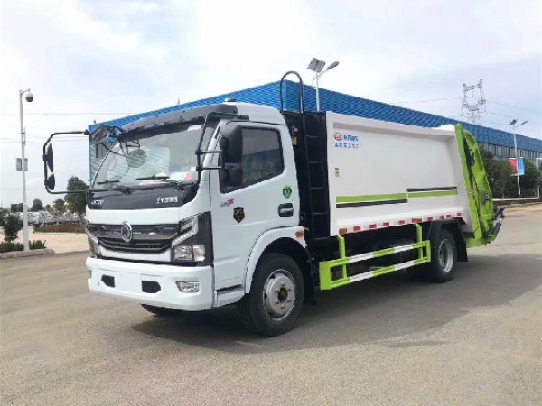 東風(fēng)多利卡國(guó)六8方壓縮式垃圾車