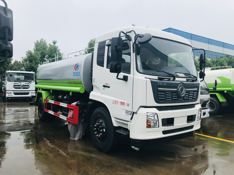 國(guó)六14噸東風(fēng)天錦灑水車