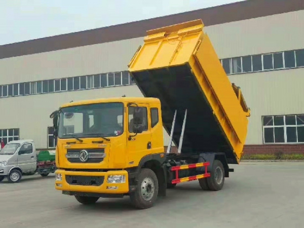 東風多利卡D9國六自卸翼展垃圾車