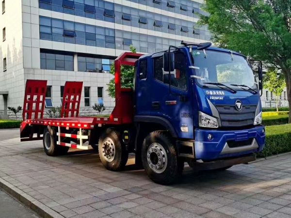 （國六）福田瑞沃小三軸平板運(yùn)輸車