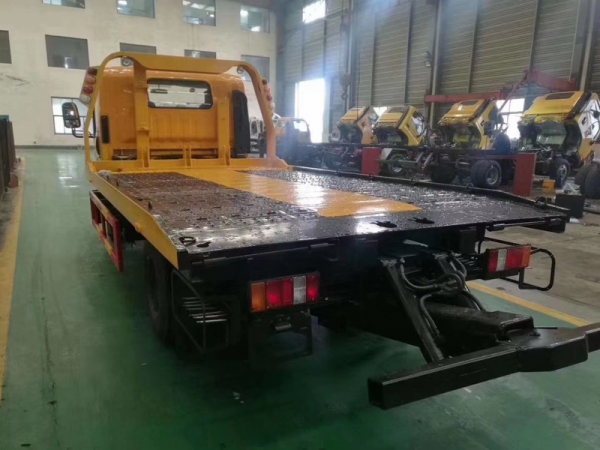 江鈴藍(lán)牌一拖二清障車(chē)