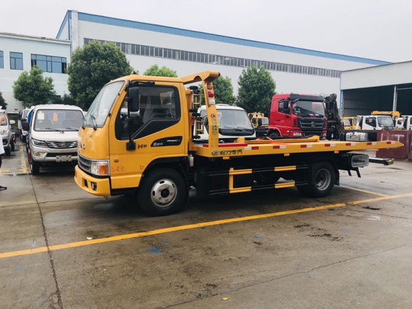 國(guó)六江淮康玲藍(lán)牌一拖二清障車