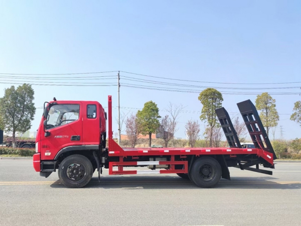 國六福田3900軸距單橋平板運輸車