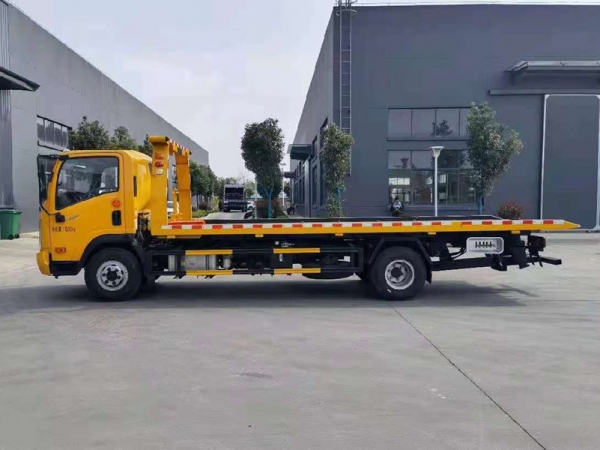 國六大運(yùn)一拖二平板清障車