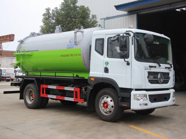 東風(fēng)D9吸污車(chē)罐體容積11.5方