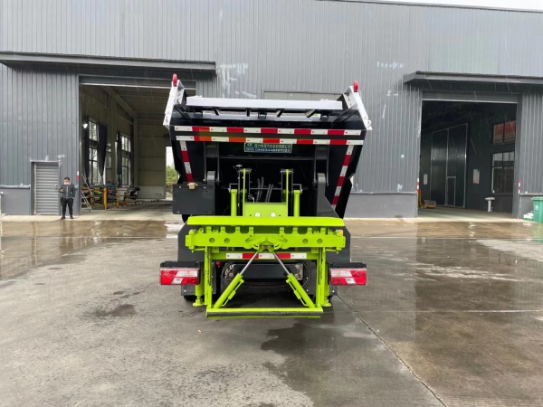 江鈴雙倉垃圾車，垃圾分類運輸車