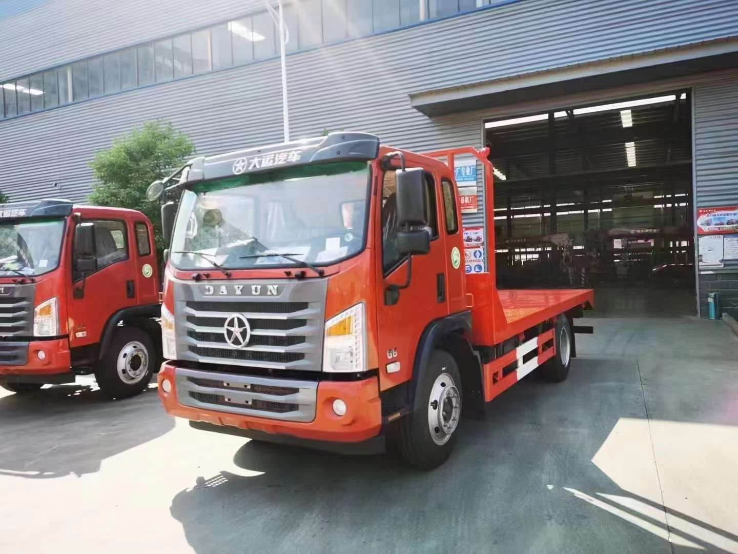 大運(yùn)平板拖車無爬梯