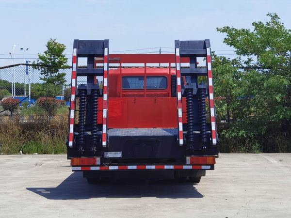 東風(fēng)華神T3平板拖車板長4.7米