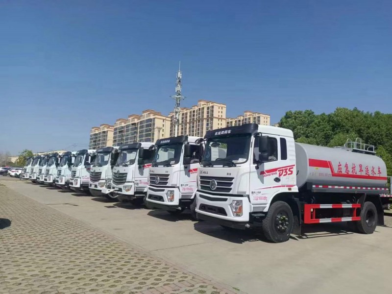 東風(fēng)D3S 12噸灑水車