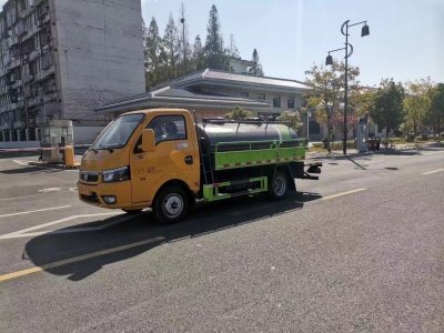 東風(fēng)途逸藍(lán)牌清洗吸污車