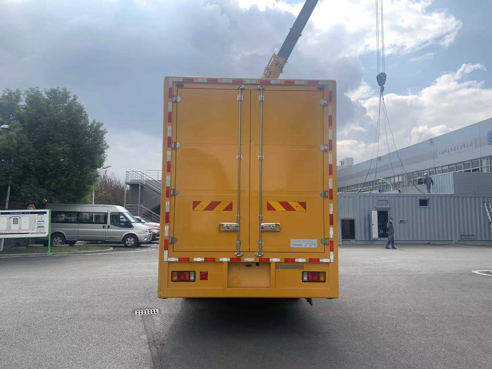 五十鈴應(yīng)急電源車