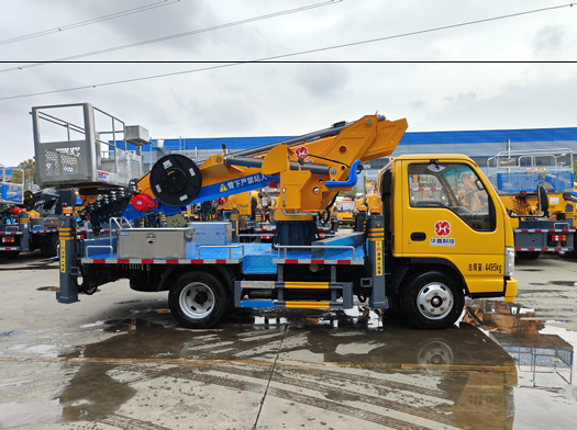 28米慶鈴五十鈴藍(lán)牌直臂高空作業(yè)車
